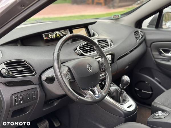 Renault Grand Scenic dCi 130 FAP Start & Stop Bose Edition - 10