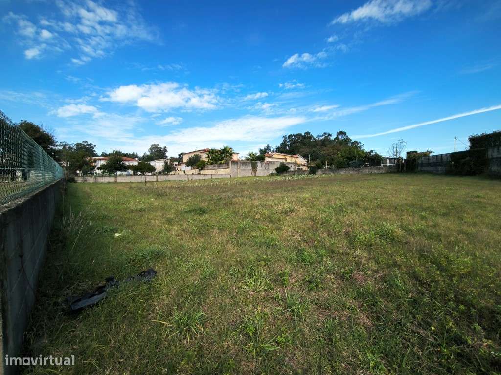 Óptimo Terreno construção em Oleiros junto a Lage - Grande imagem: 3/7