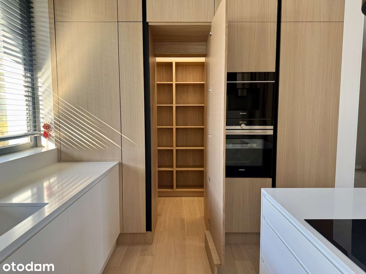 Ostatni dom na sprzedaż na luksusowym osiedlu Royal Residence-15