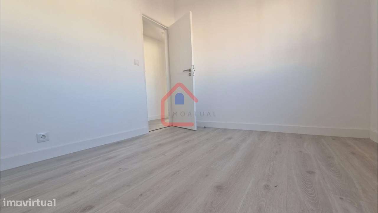Apartamento T3 em Setúbal-23