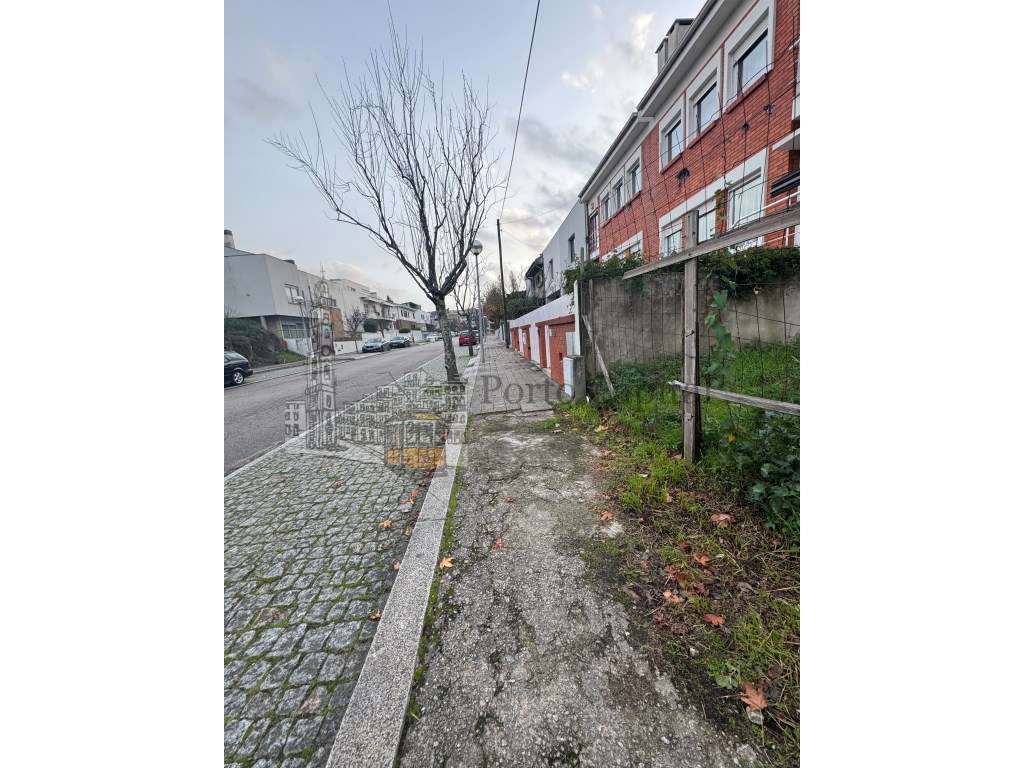 VENDE-E TERRENO PARA CONSTRUÇÃO - Grande imagem: 4/21