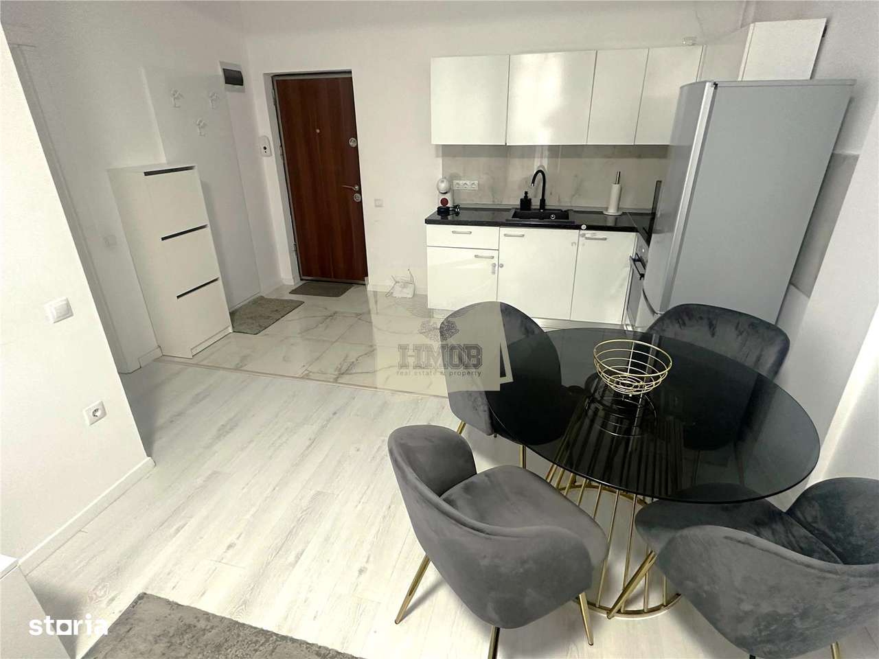 Apartament modern 2 camere si parcare in zona Doamna Stanca - Imagine principală: 5/7