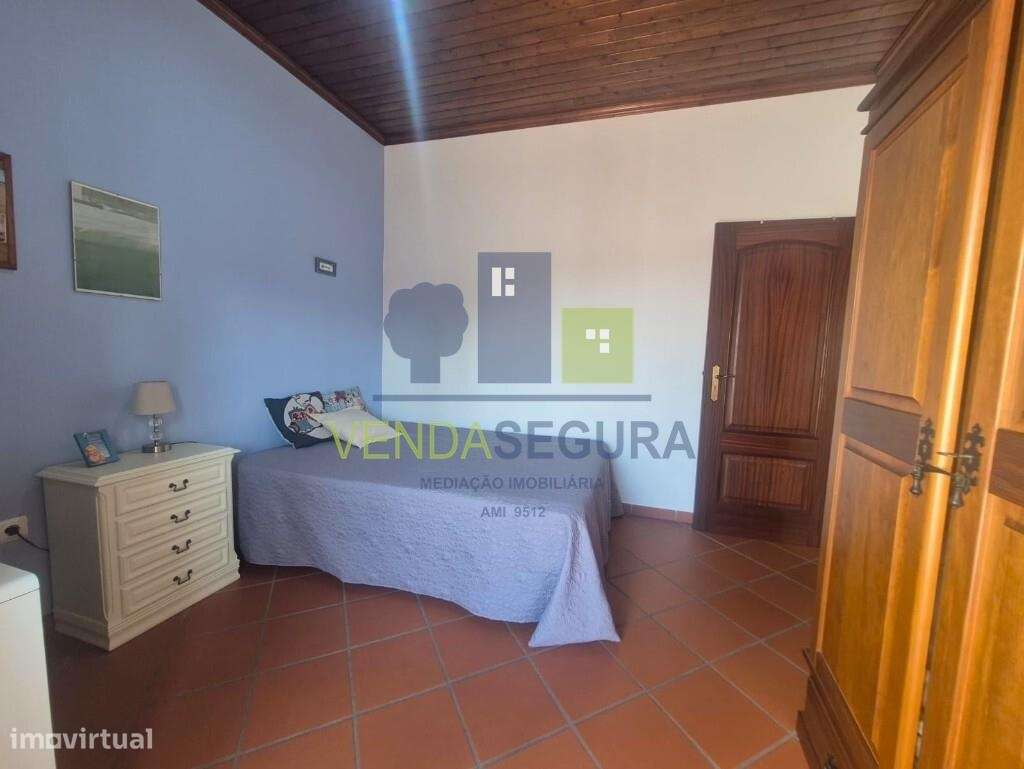 Moradia T3 com quintal, terraço e garagem | Pias-14