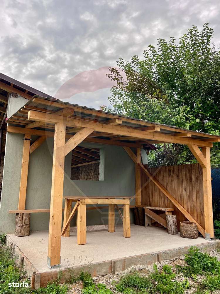 Casă / Vilă cu 5 camere de vânzare-2