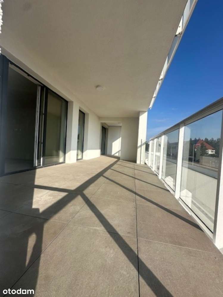 Atrakcyjny apartament nad samym morzem-10