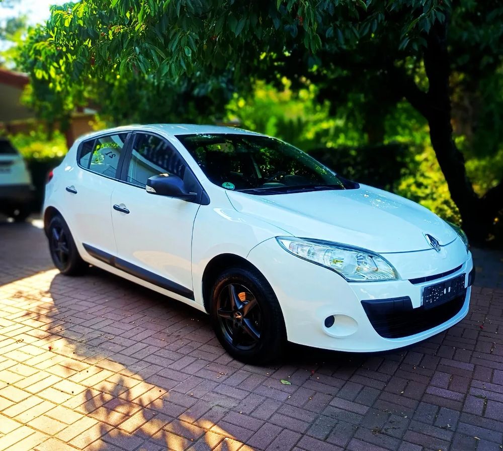 Renault Megane III (2008-2016) 1.6 16V 110 Expression 2012