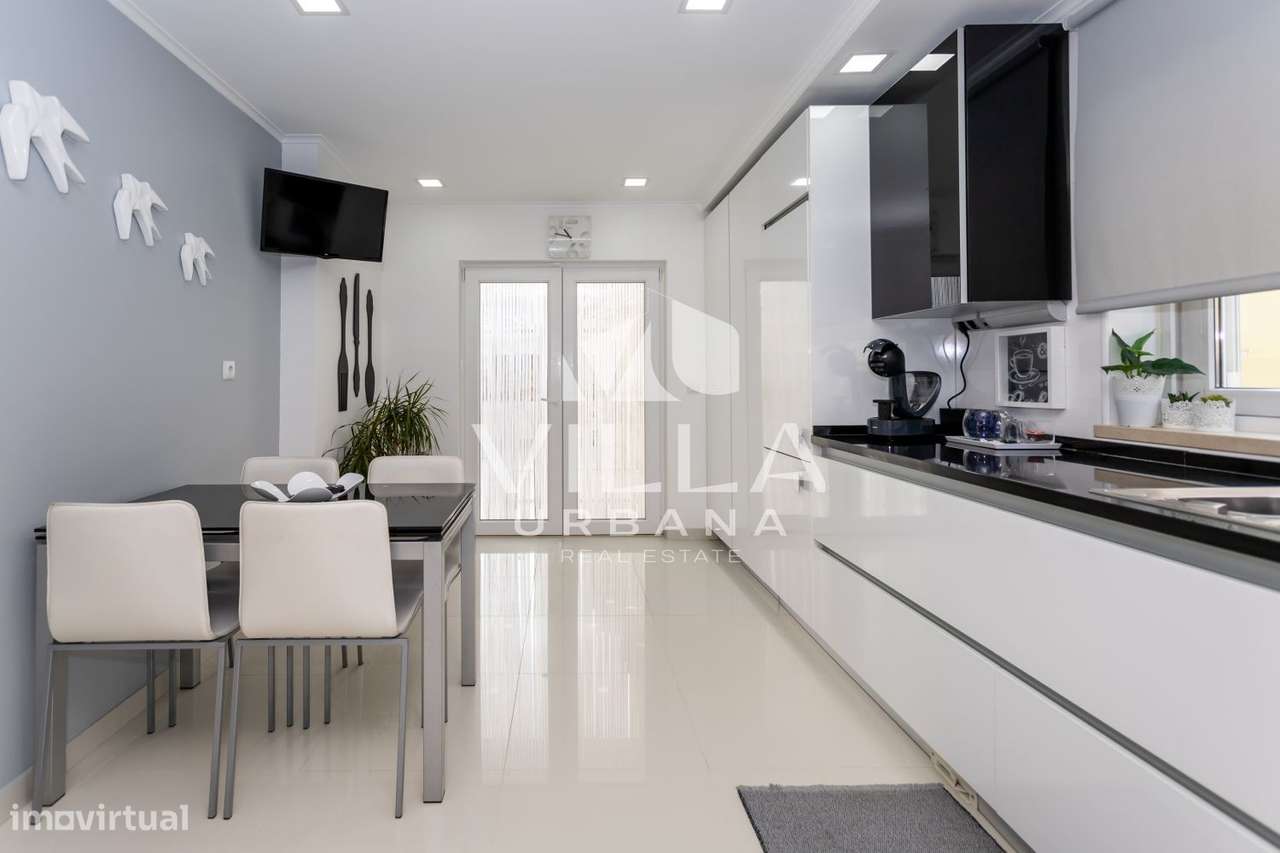 Moradia Isolada T4 em Valadares-23