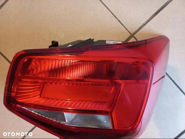 AUDI Q2 Q-2 81A 16- LAMPA TYLNA TYŁ PRAWA - 6