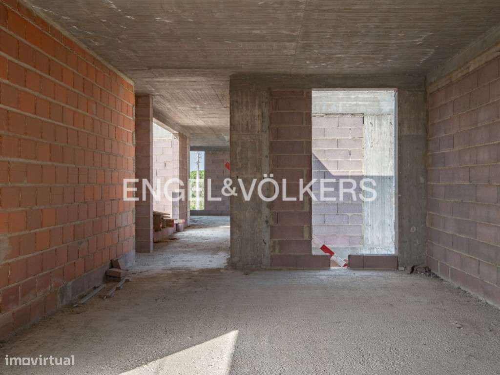 Moradia de Luxo T5 Isolada com Vista Lisboa-16