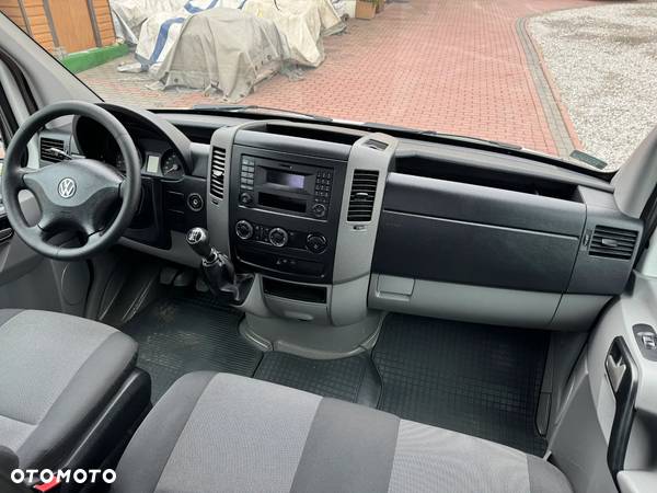 Volkswagen Crafter - 32