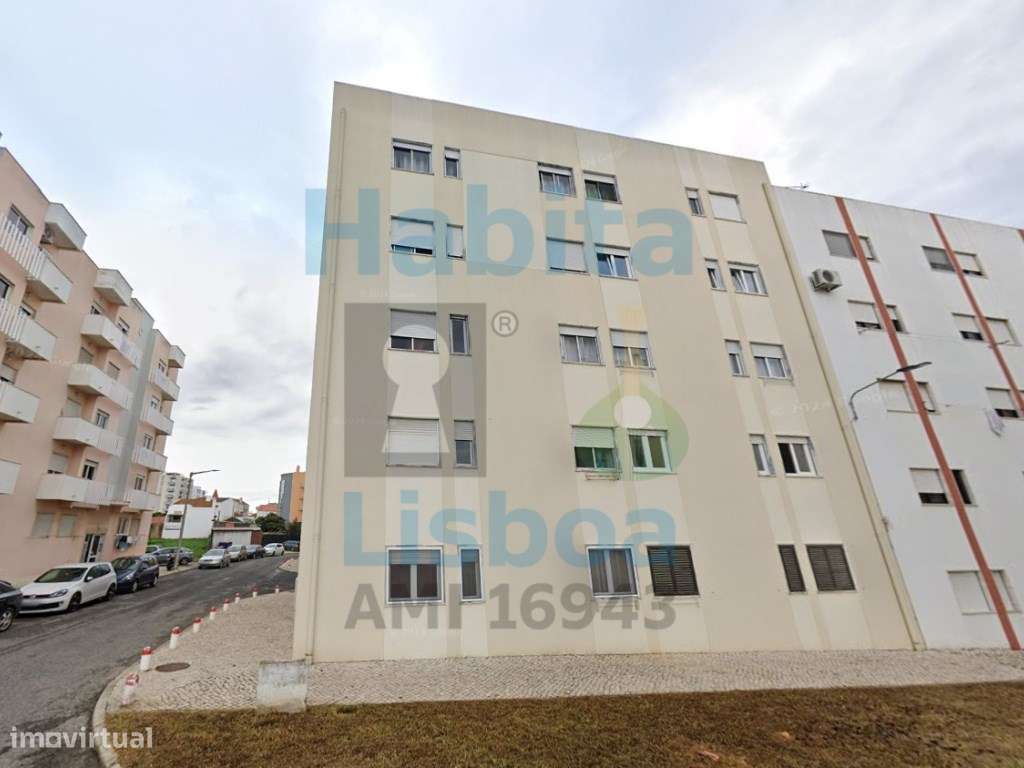 T2 Oportunidade Imperdível no Carregado a 20 minutos de Lisboa - Grande imagem: 5/15