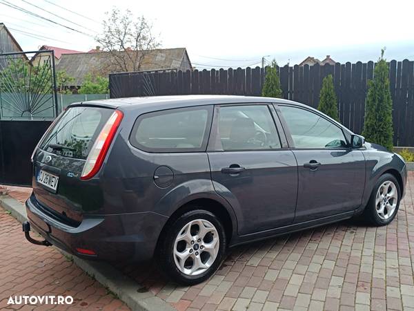 Ford Focus Turnier 1.6 TDCi Style - 6