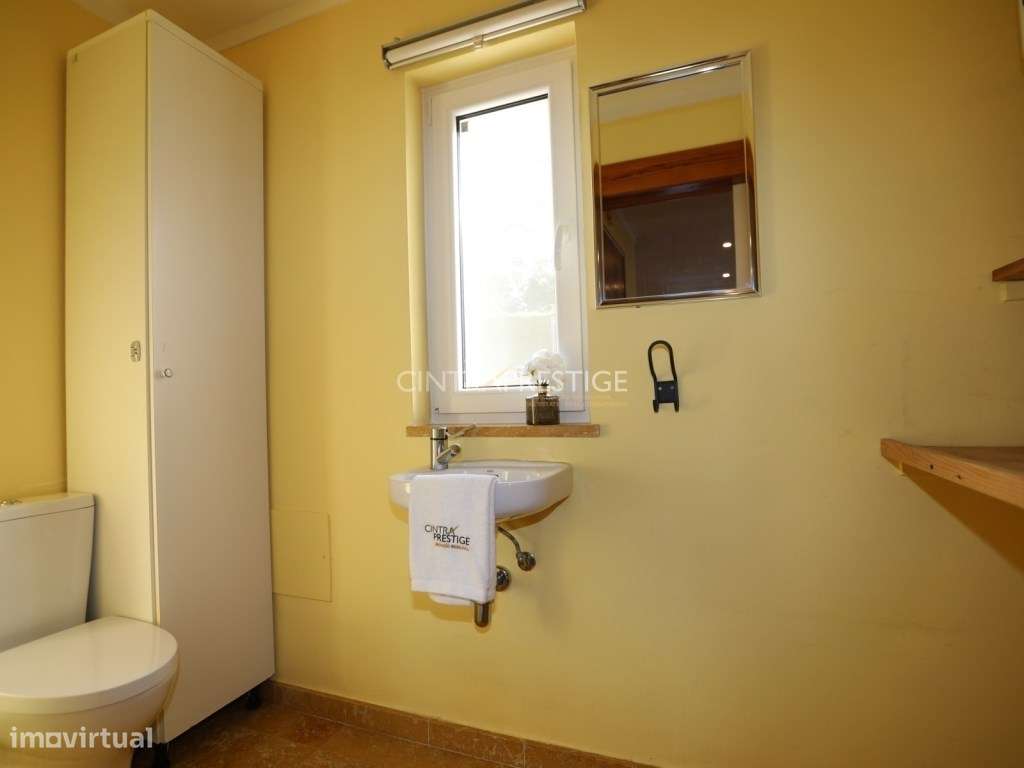 Moradia T3 com Jardim e Garagem na Quinta Verde - Nafarros, Sintra.-16