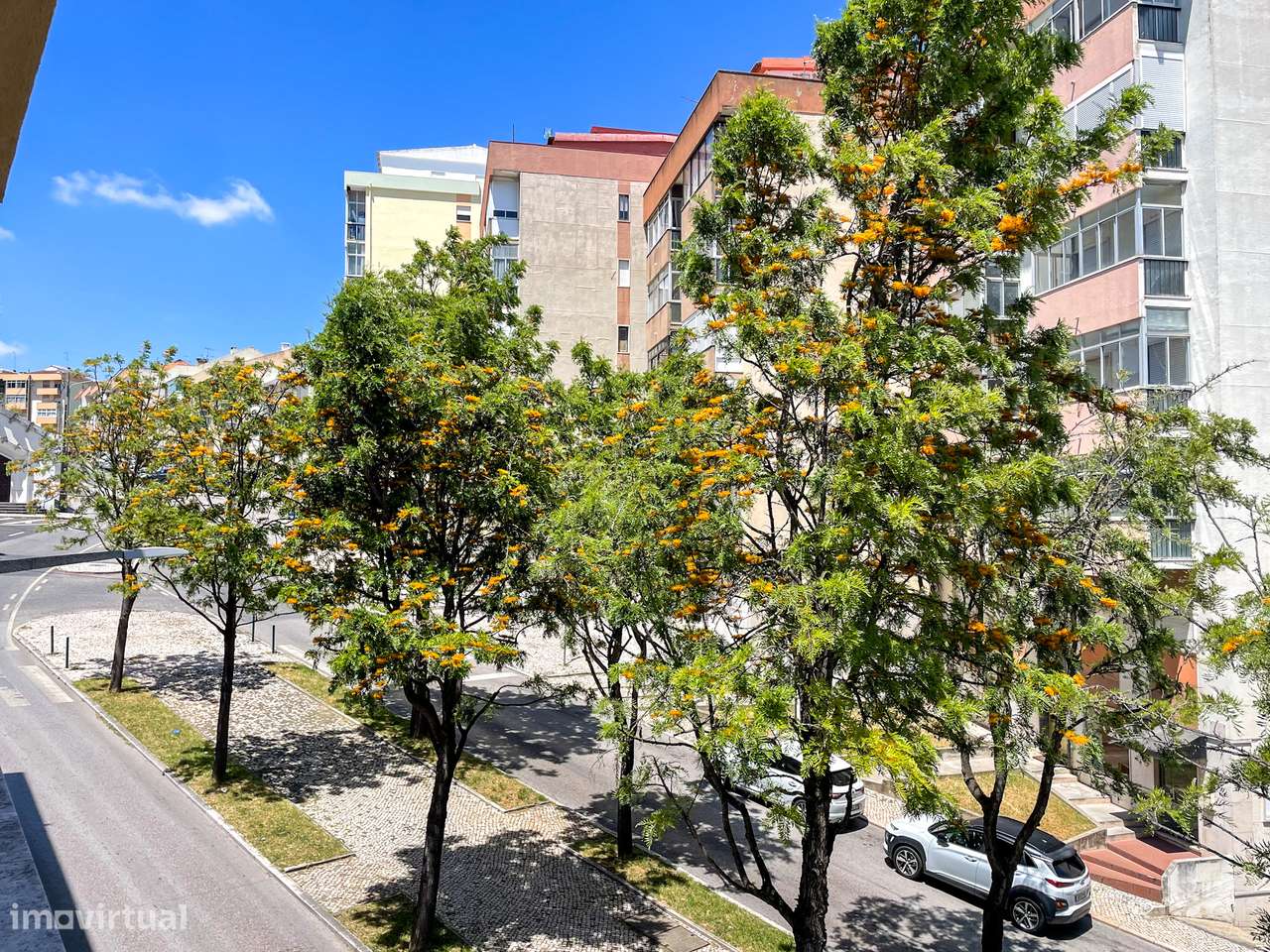 Prédio com 8 T2 (7 devolutos) + Sótão - Póvoa de Santa Iria-24