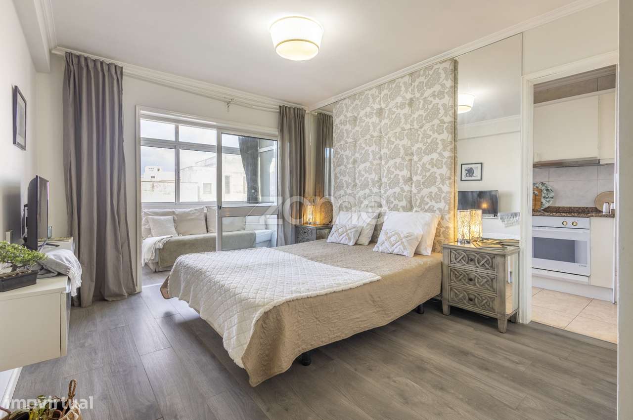 Apartamento T0 | Metro Trindade | Elevador |4º Piso - Grande imagem: 4/24