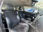 Toyota Avensis Combi 1.8 Executive - 11