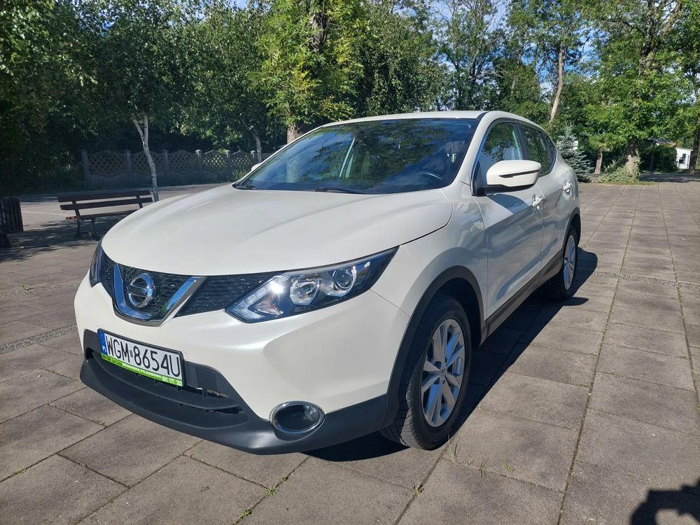 Nissan Qashqai II (2013-2021) 1.2 DIG-T N-Connecta 2015