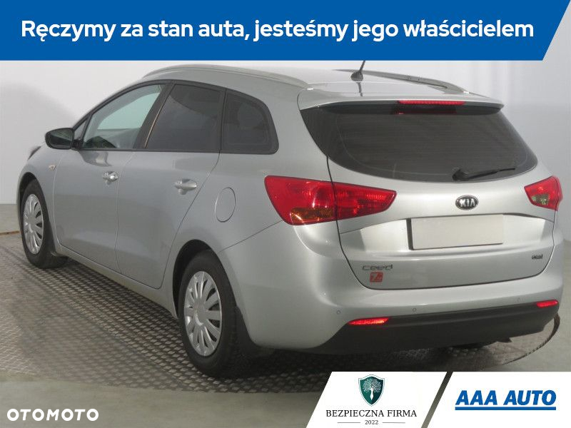 Kia Ceed - 5