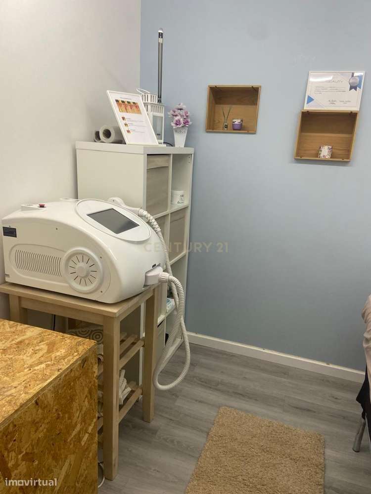 Trespasse de Espaço Comercial – Zona Emblemática da Costa da Caparica-31