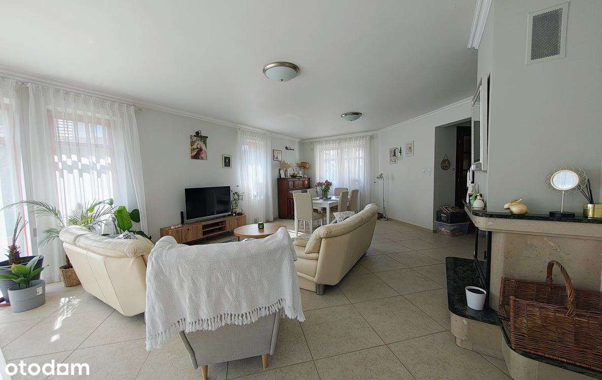 Dom o powierzchni 317m² na działce 949 m2 - Pełny obrazek: 4/15