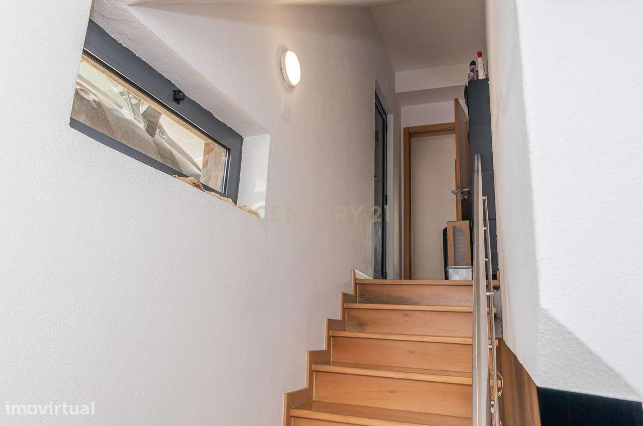 Moradia Moderna T4 em São Domingos de Rana, Cascais-15