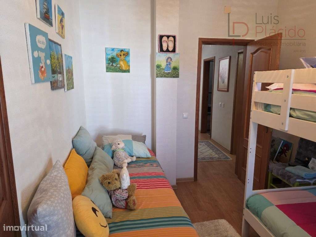 Moradia em Banda no Centro de Sines-16