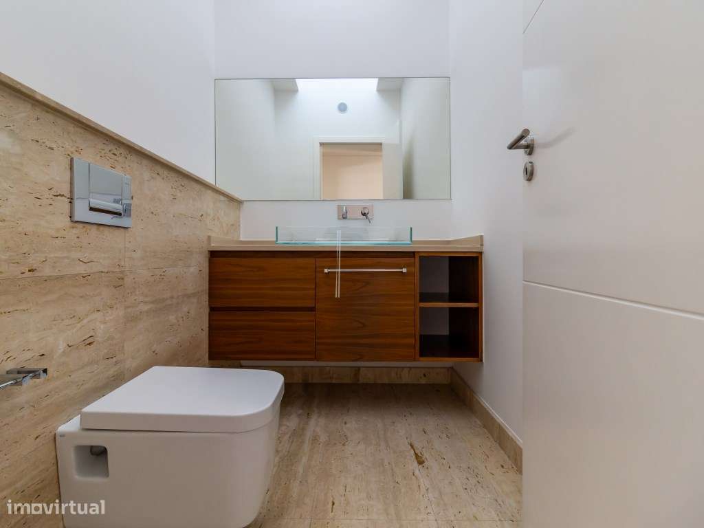 Moradia térrea com piscina salgada aquecida - Marisol-30