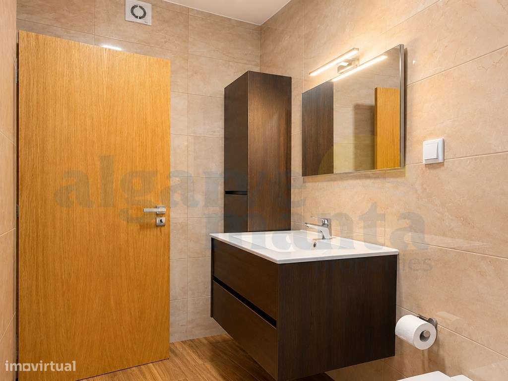Moradia T3 Moderna com Garagem - Perto do Centro de Vila Nova de Ca...-31