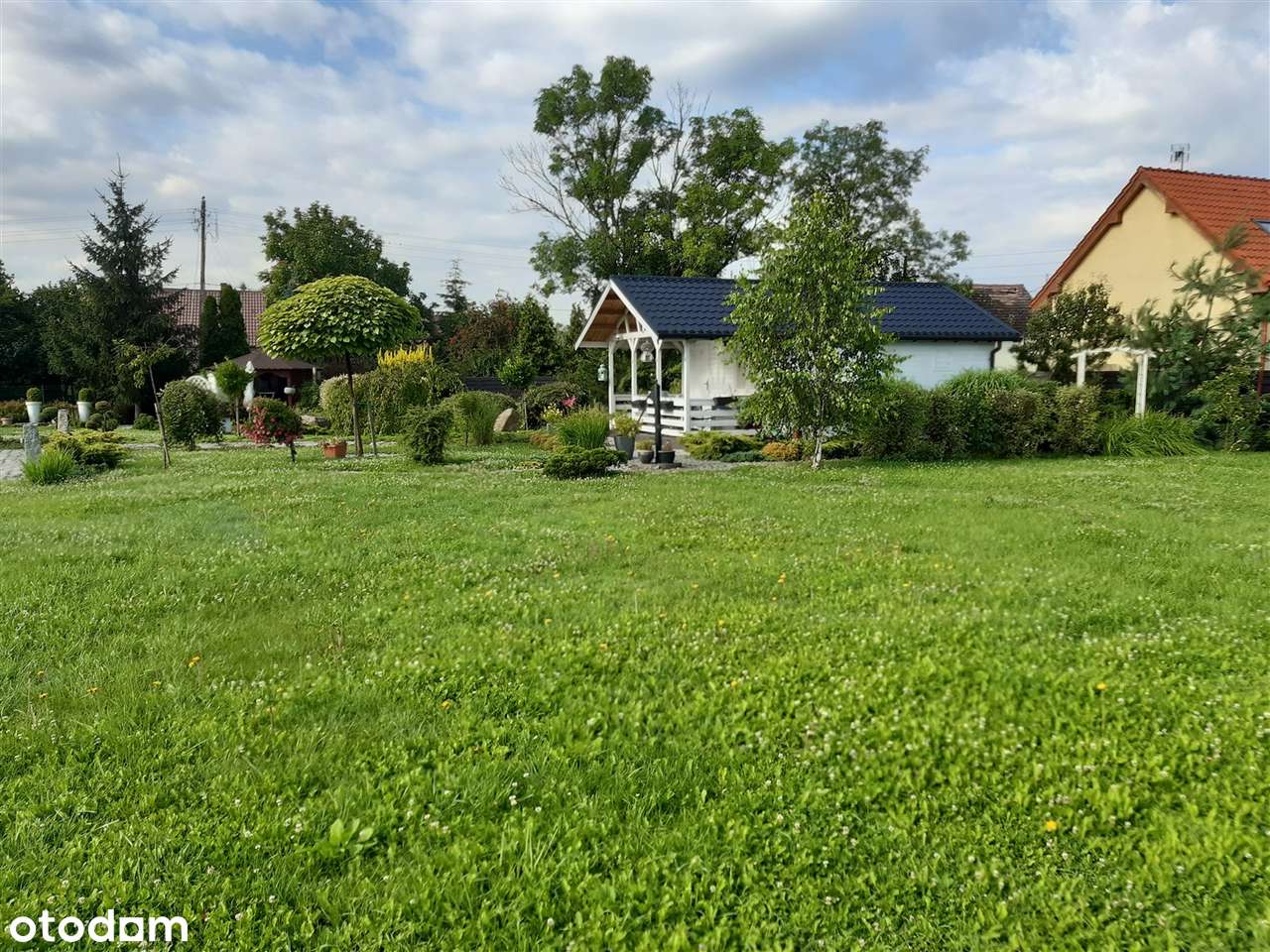 Suchy Dwór - pięknie zagospodarowana działka z pozwoleniem na budowę-6