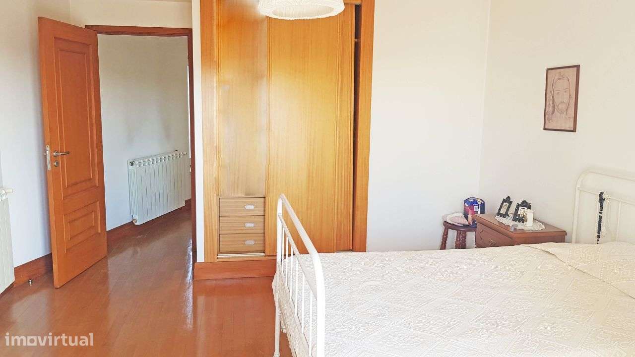 Moradia T5 perto de Coimbra-10