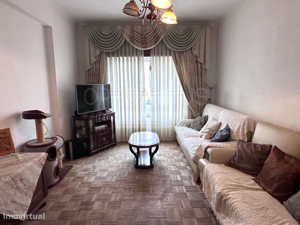 Apartamento T3 - Póvoa Sta. Iria - Grande imagem: 2/23