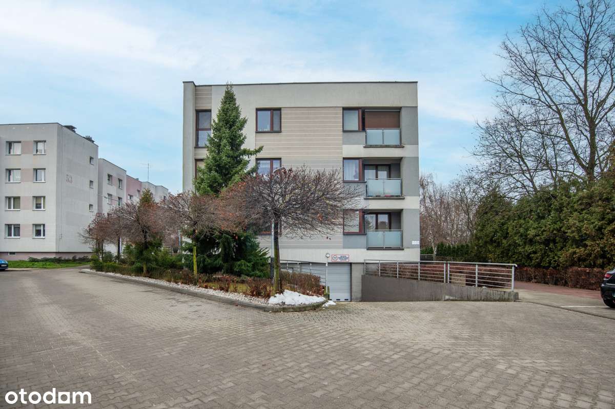 Przestronne mieszkanie ,nowe bloki Zawodzie-0