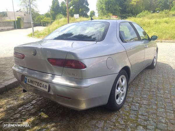 Alfa Romeo 156 1.9 JTD 16V Distinctive - 10