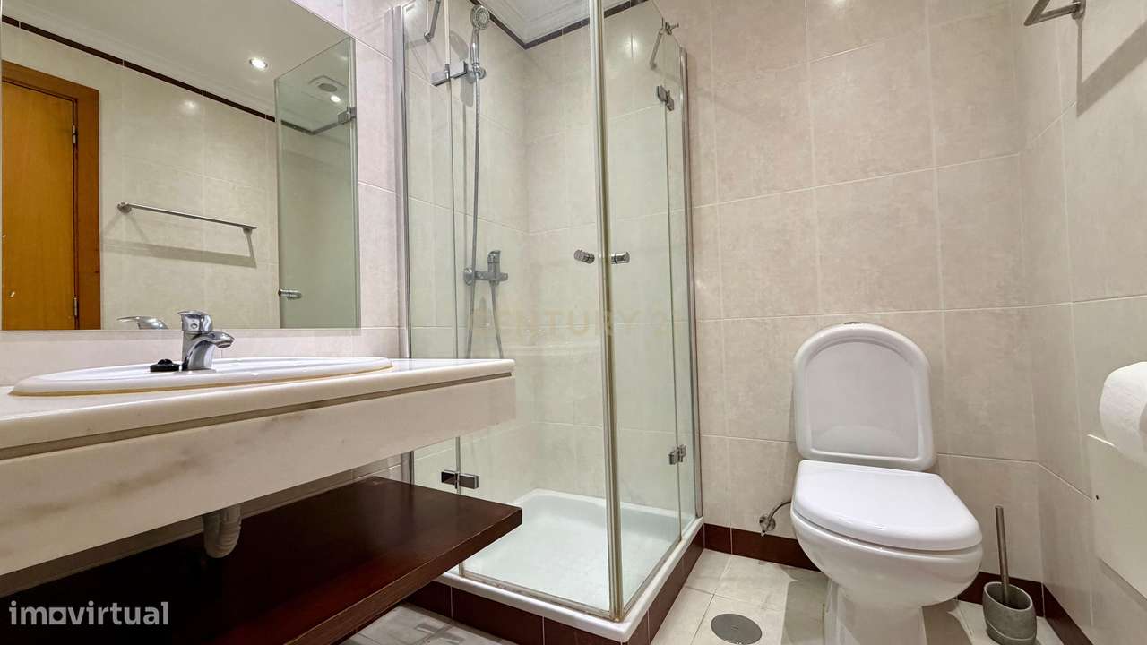 Apartamento T2+1 em Santo António-11