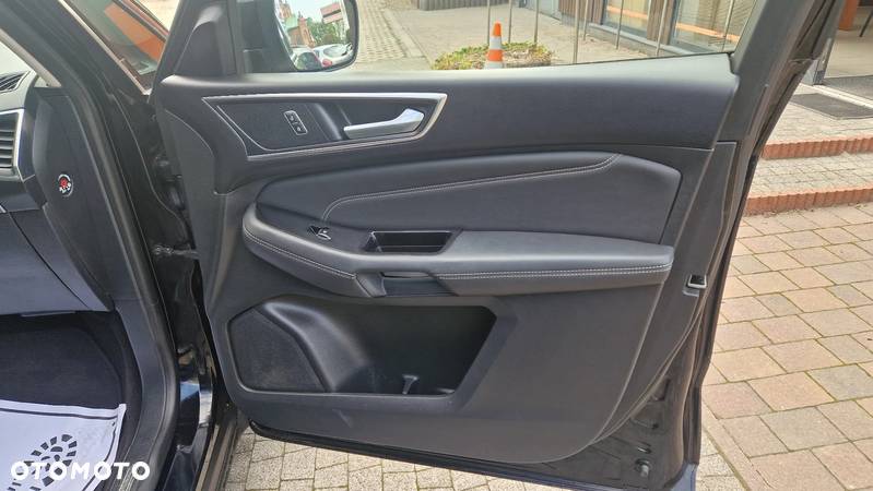 Ford S-Max 2.0 TDCi Titanium - 29