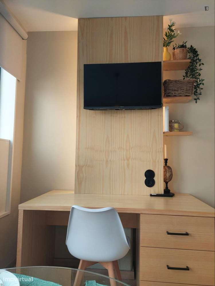 Estúdio - localizado em Cedofeita Porto - Grande imagem: 5/10