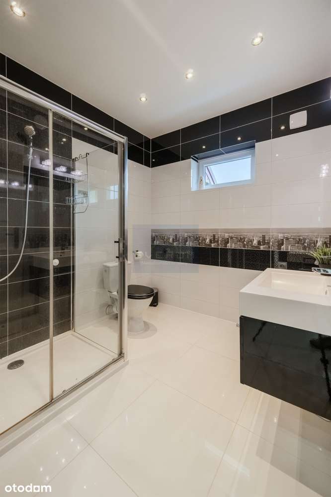 Piękny dom w Krasicach gm. Mstów-10