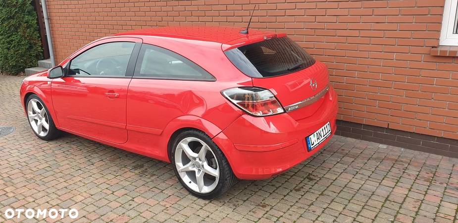 Opel Astra GTC 1.6 Edition - 5