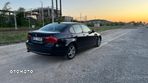 BMW Seria 3 318i - 24