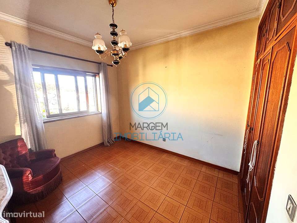 Moradia T3 com jardim e terreno | Lousado-34
