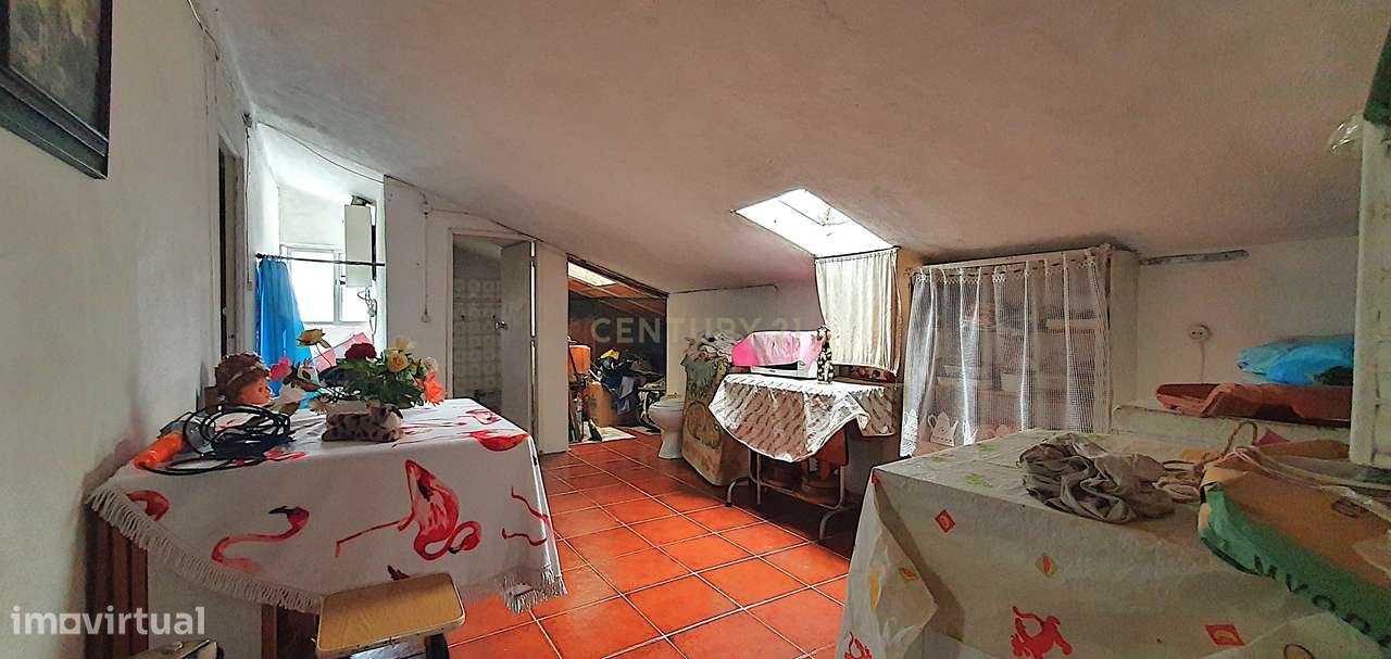 Apartamento T1 I Sótão 152 m2 I Centro da Cidade Coimbra-14