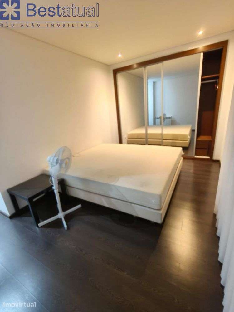 T4 com 186 m2 + Terraço com 186 m2 - Junto ao Centro-39