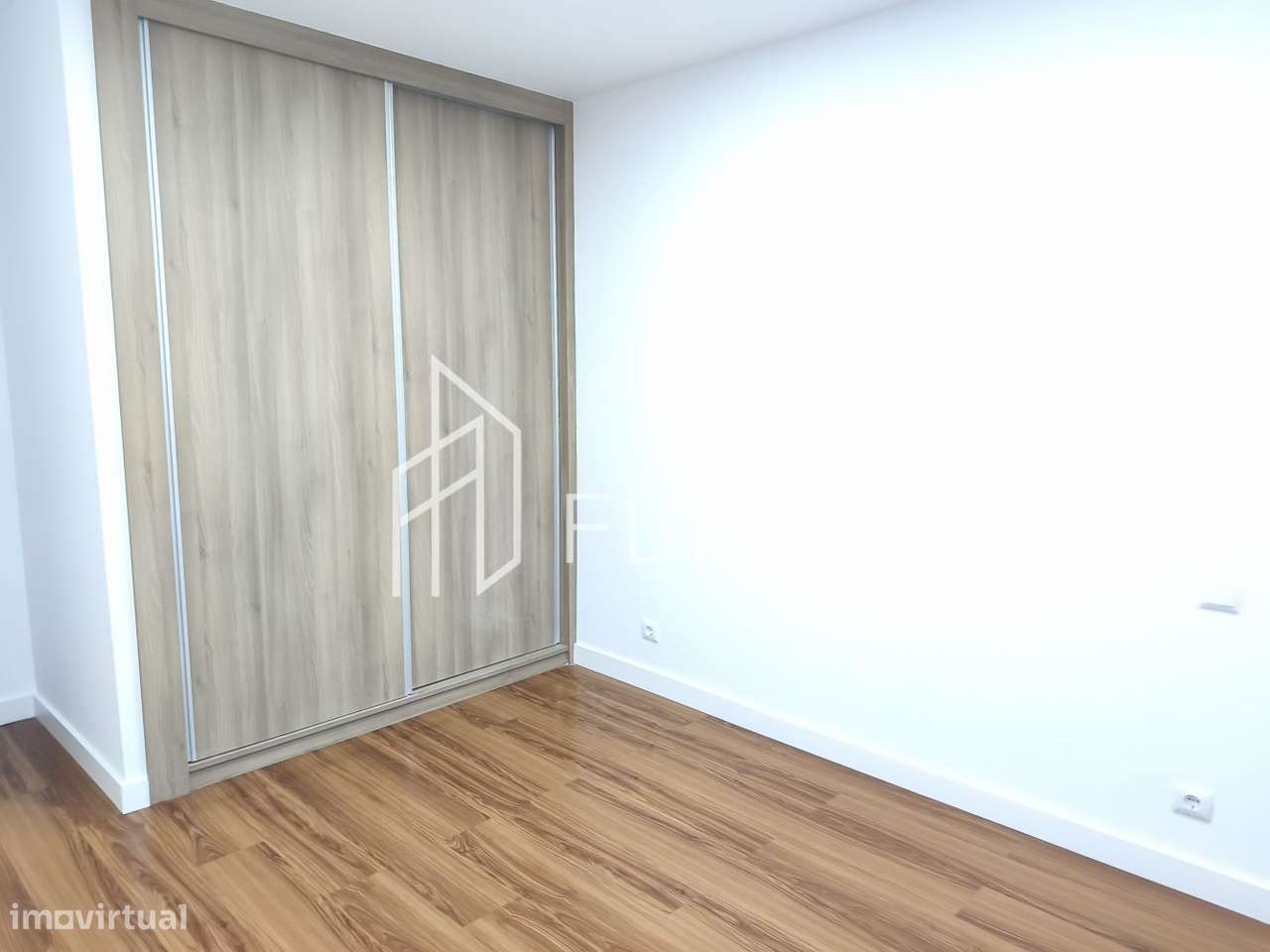 Moradia T3 geminada Nova-35