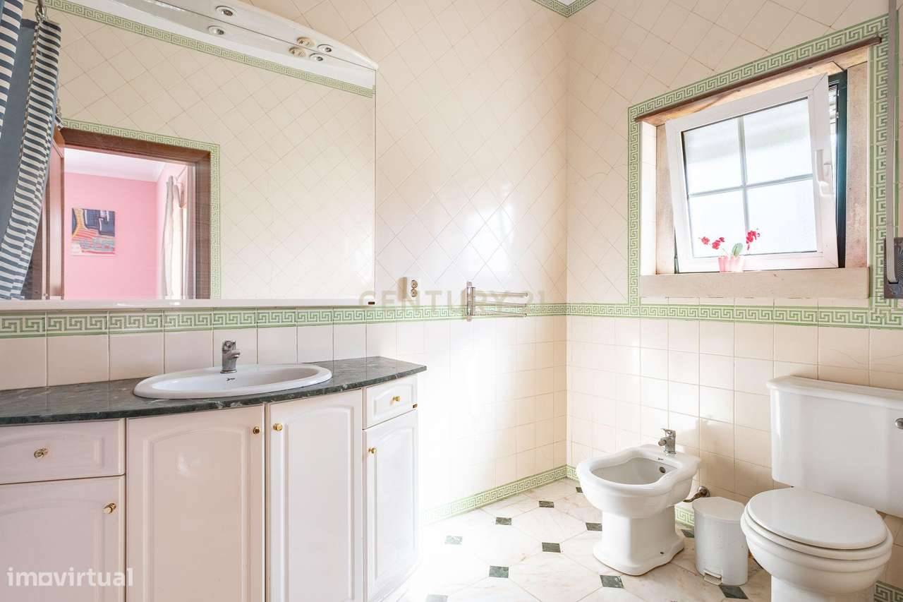 Moradia rodeada pelo campo-20