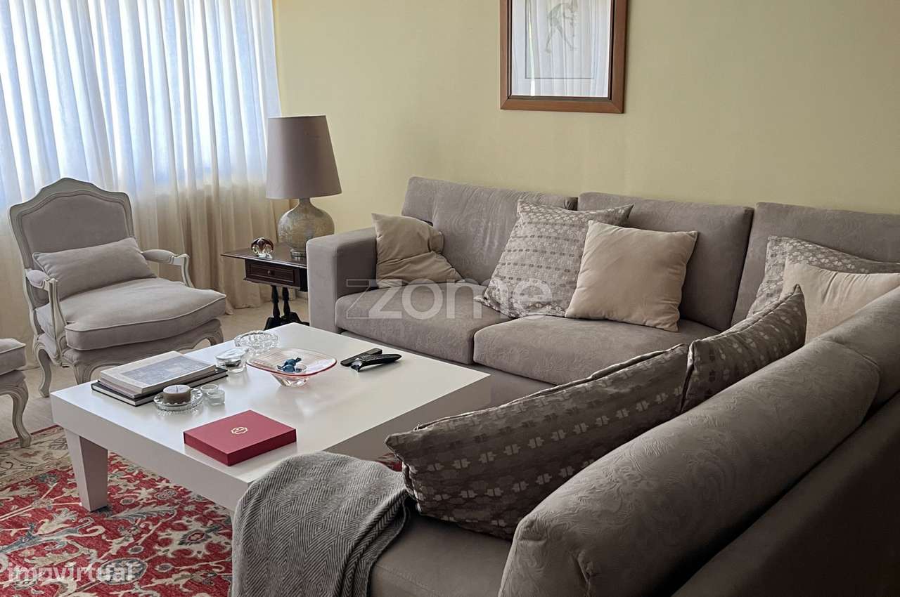 Apartamento T3 junto ao Casino do Estoril-3