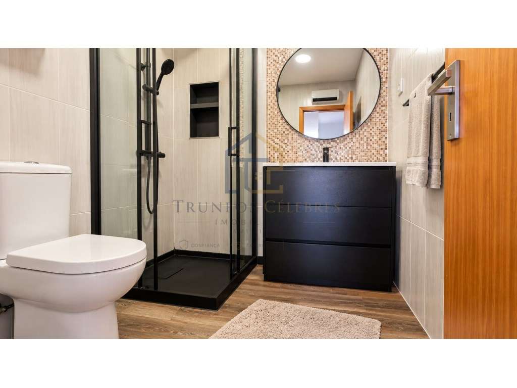 Apartamento T3 Renovado com Suíte e Garagem Fechada | Vila do Conde-13