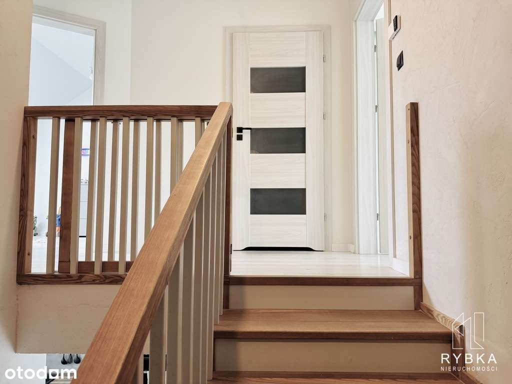 Nowoczesny dom w zabudowie szeregowej z ogrodem-9