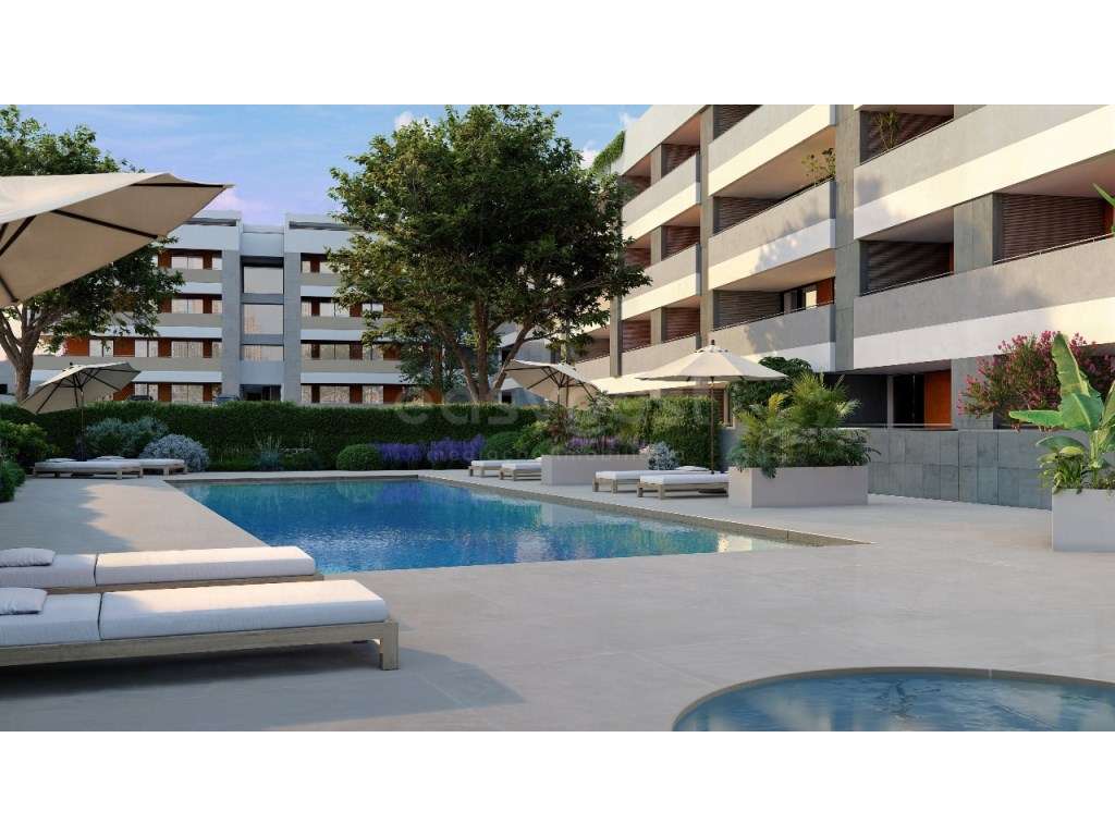 Oportunidade De Ouro No Algarve Duplex T2 De Luxo Em Porto De Mos