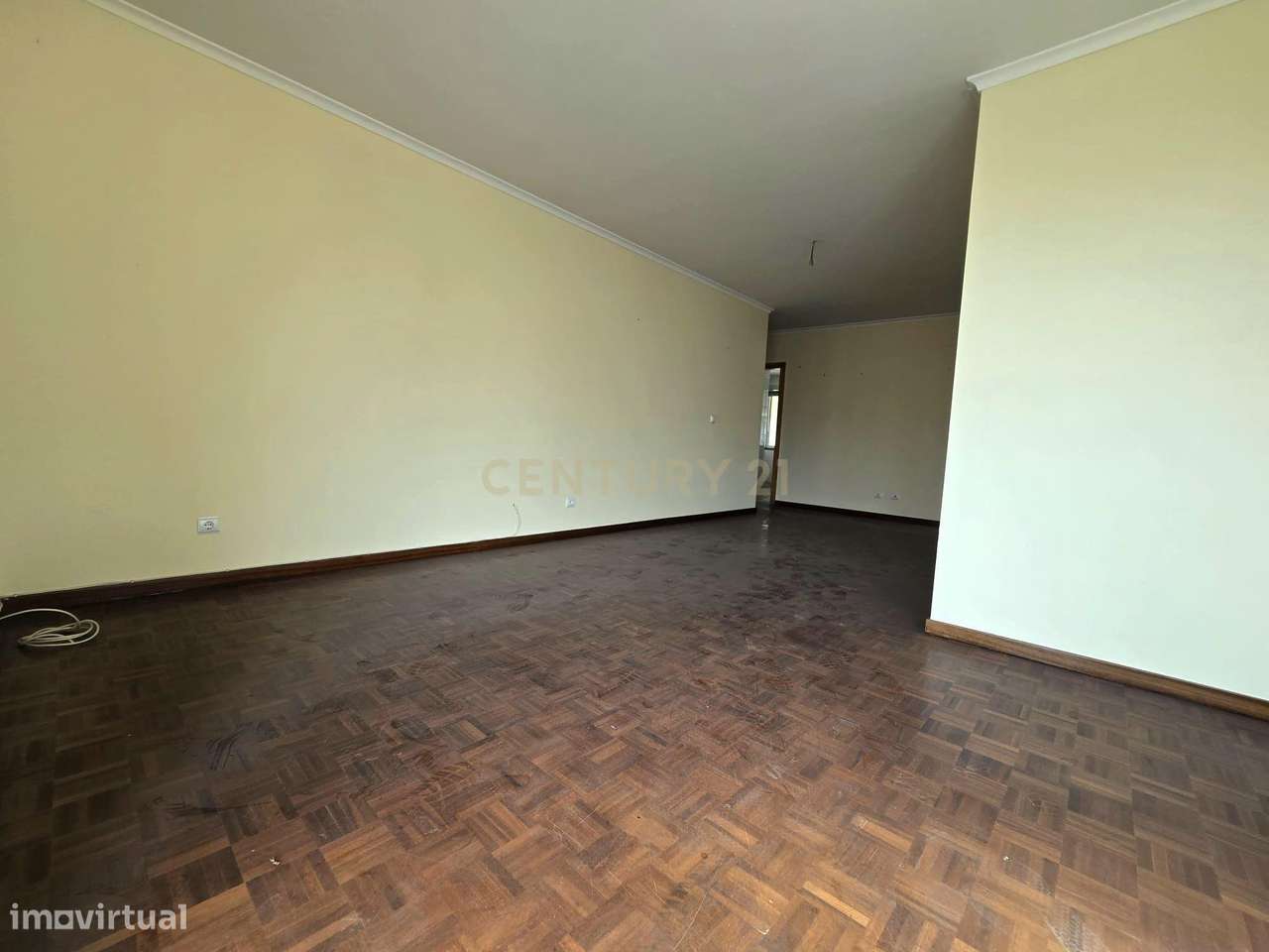 Apartamento T4 em São Martinho – Oportunidade para Remodelar - Grande imagem: 4/22