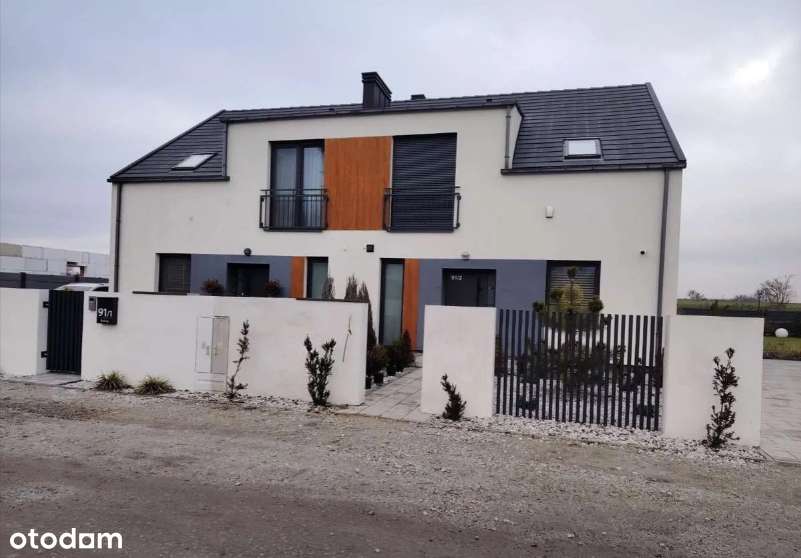 Nowoczesny dom 120m2 w Tarnowie Podgórnym na sprzedaż. Duża działka-2